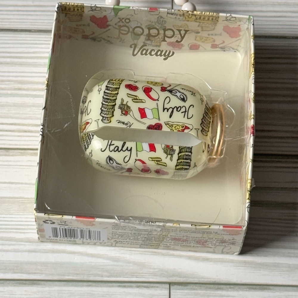 Poppy  Rome Italy Vacay AirPod Case for AirPod Pro New in Box